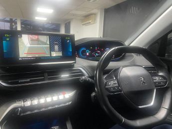Peugeot 3008 1.6 13.2kWh Allure e-EAT Euro 6 (s/s) 5dr