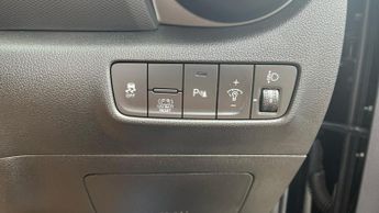 Hyundai KONA 1.6 h-GDi Premium DCT Euro 6 (s/s) 5dr