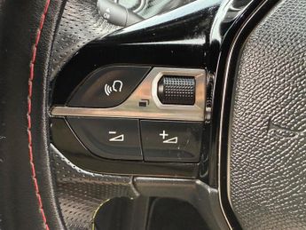 Peugeot E-208 50kWh GT Auto 5dr