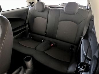 MINI Hatch 1.5 Cooper Euro 6 (s/s) 3dr