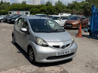 Toyota AYGO 1.0 VVT-i Platinum MultiMode Euro 4 5dr (AC)