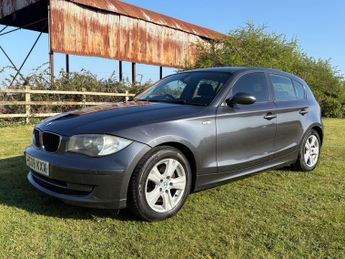 BMW 120 2.0 120d SE Steptronic Euro 4 5dr