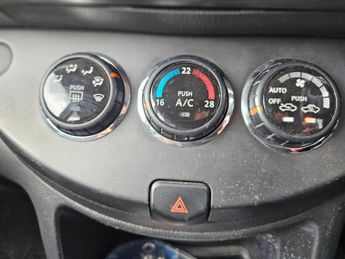 Nissan Note 1.6 16V Tekna Auto Euro 4 5dr