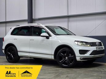 Volkswagen Touareg 3.0 TDI V6 BlueMotion Tech R-Line Plus Tiptronic 4WD Euro 6 (s/s