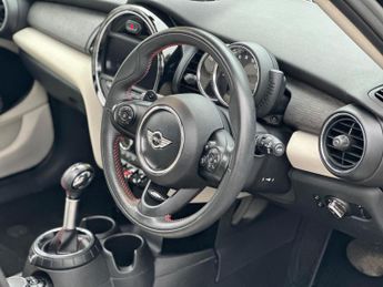MINI Hatch 2.0 Cooper S Hatchback 5dr Petrol Auto Euro 6 (s/s) (192 ps)