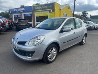 Renault Clio 1.4 16v Privilege 5dr