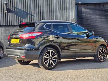 Nissan Qashqai 1.2 DIG-T Tekna XTRON 2WD Euro 6 (s/s) 5dr