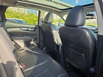 Nissan Qashqai 1.2 DIG-T Tekna XTRON 2WD Euro 6 (s/s) 5dr