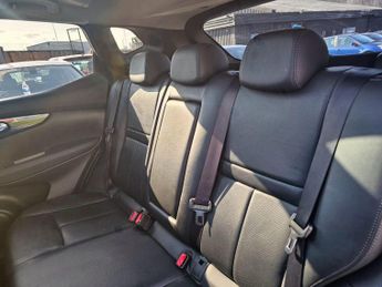 Nissan Qashqai 1.2 DIG-T Tekna XTRON 2WD Euro 6 (s/s) 5dr