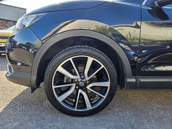 Nissan Qashqai 1.2 DIG-T Tekna XTRON 2WD Euro 6 (s/s) 5dr