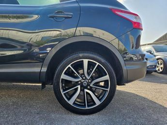 Nissan Qashqai 1.2 DIG-T Tekna XTRON 2WD Euro 6 (s/s) 5dr