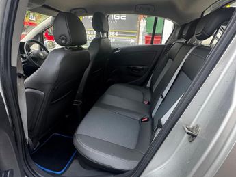 Vauxhall Corsa 1.4i 16v Design 5dr (a/c)