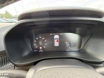 Volvo XC40 1.5h T4 Recharge 10.7kWh R-Design Auto Euro 6 (s/s) 5dr