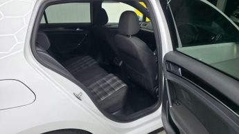 Volkswagen Golf 2.0 TDI BlueMotion Tech GTD Hatchback 5dr Diesel DSG Euro 6 (s/s