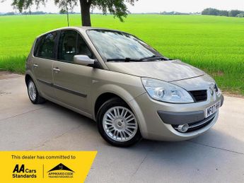 Renault Scenic 1.6 VVT Privilege 5dr