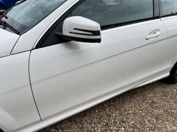 Mercedes-Benz C Class 2.1 C220 CDI AMG Sport Edition G-Tronic+ Euro 5 (s/s) 2dr