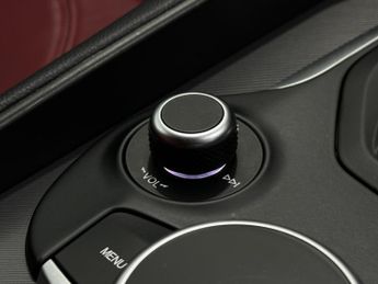 Alfa Romeo Giulia 2.0T Veloce Auto Euro 6 (s/s) 4dr