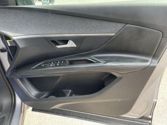 Peugeot 3008 1.2 PureTech Allure EAT Euro 6 (s/s) 5dr