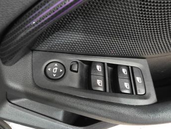 BMW 1 Series 1.5 118i Sport (LCP) DCT Euro 6 (s/s) 5dr