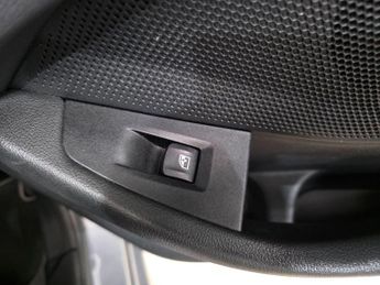 BMW 1 Series 1.5 118i Sport (LCP) DCT Euro 6 (s/s) 5dr