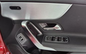 Mercedes-Benz CLA 1.3 CLA180 AMG Line Coupe 7G-DCT Euro 6 (s/s) 4dr