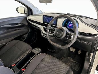 Fiat 500e 42kWh Icon Auto 3dr