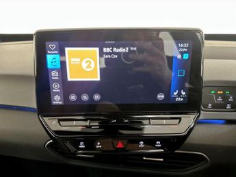 Volkswagen ID.3 Pro Performance 58kWh Life Auto 5dr