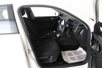 Audi A1 1.0 TFSI 25 Technik Sportback Euro 6 (s/s) 5dr