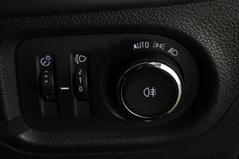 Vauxhall Astra 1.5 Turbo D Business Edition Nav Euro 6 (s/s) 5dr