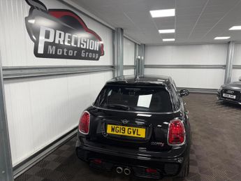 MINI Hatch 2.0 Cooper S Sport Steptronic Euro 6 (s/s) 5dr