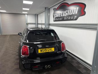 MINI Hatch 2.0 Cooper S Sport Steptronic Euro 6 (s/s) 5dr