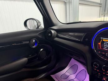 MINI Hatch 2.0 Cooper S Sport Steptronic Euro 6 (s/s) 5dr