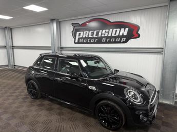 MINI Hatch 2.0 Cooper S Sport Steptronic Euro 6 (s/s) 5dr