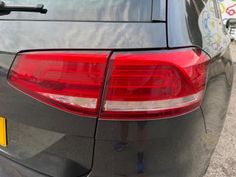 Volkswagen Passat 2.0 TDI R-Line DSG Euro 6 (s/s) 5dr