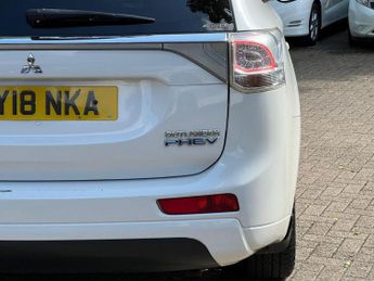 Mitsubishi Outlander 2.0h 12kWh GX4h CVT 4WD Euro 5 (s/s) 5dr