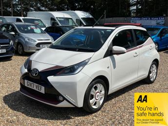 Toyota AYGO 1.0 VVT-i x-claim Funroof Euro 6 5dr