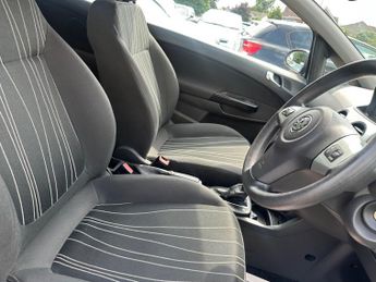 Vauxhall Corsa 1.4i 16v Club 3dr