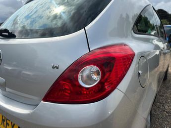 Vauxhall Corsa 1.4i 16v Club 3dr