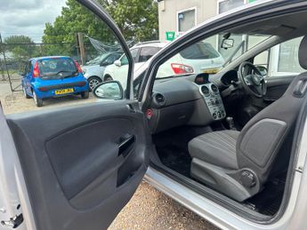 Vauxhall Corsa 1.4i 16v Club 3dr