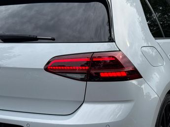 Volkswagen Golf 2.0 TSI R DSG 4Motion Euro 6 (s/s) 5dr