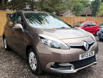 Renault Scenic 1.5 dCi ENERGY Dynamique TomTom Euro 5 (s/s) 5dr