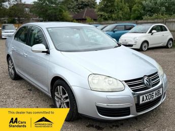 Volkswagen Jetta 2.0 FSI SE Euro 4 4dr