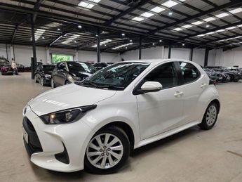 Toyota Yaris 1.5 VVT-h Icon E-CVT Euro 6 (s/s) 5dr