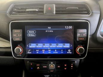 Nissan Leaf 39kWh N-Connecta Auto 5dr