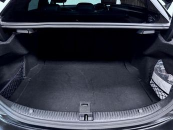 Mercedes-Benz C Class 2.0 C220d AMG Line Night Edition (Premium) Saloon 4dr Diesel G-T