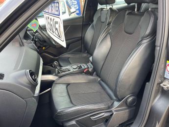Audi Q2 2.0 TDI S line S Tronic quattro Euro 6 (s/s) 5dr