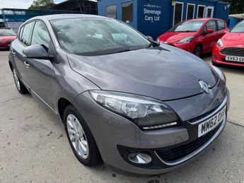 Renault Megane 1.6 16V Dynamique TomTom Euro 5 5dr