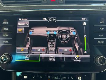 Skoda Superb 1.5 TSI ACT SE Technology Euro 6 (s/s) 5dr