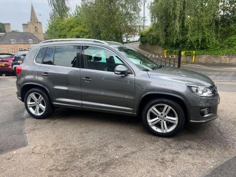 Volkswagen Tiguan 2.0 TDI BlueMotion Tech R-Line DSG 4WD Euro 5 (s/s) 5dr