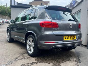 Volkswagen Tiguan 2.0 TDI BlueMotion Tech R-Line DSG 4WD Euro 5 (s/s) 5dr